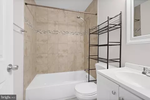 9937 Franklin St, Lanham, MD 20706 photo 20