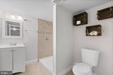 9937 Franklin St, Lanham, MD 20706 photo 29