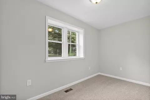 9937 Franklin St, Lanham, MD 20706 photo 19