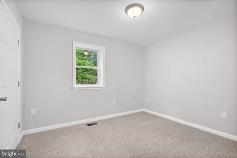 9937 Franklin St, Lanham, MD 20706 photo 18