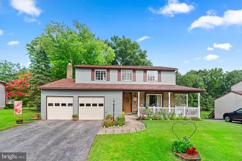 9222 Briarchip St, Laurel, MD 20708