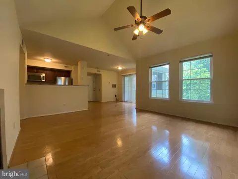 4422 Lord Loudoun Ct #13-6, Marlboro, MD 20772
