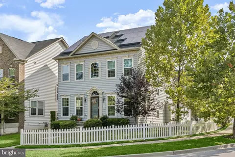 2446 Baileys Pond Rd, Accokeek, MD 20607