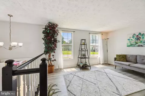 9936 Grant St, Lanham, MD 20706 photo 6