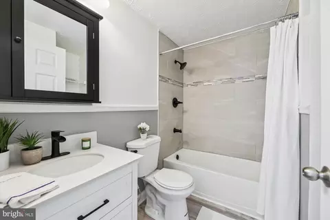 9936 Grant St, Lanham, MD 20706 photo 19