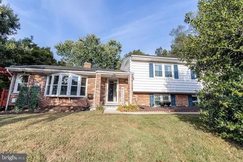 8212 Clay Dr, Fort Washington, MD 20744