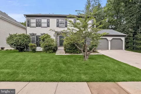 7106 Copernicus Ln, Lanham, MD 20706