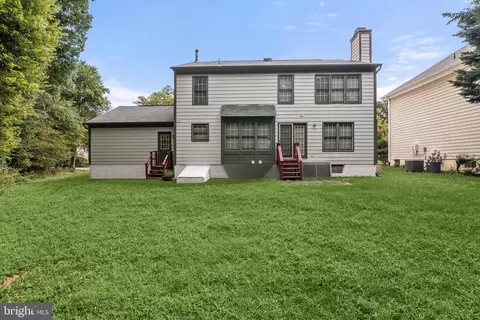 7106 Copernicus Ln, Lanham, MD 20706 photo 9
