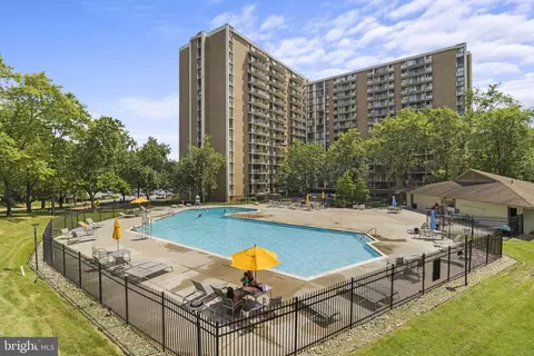6100 Westchester Park Dr #T41704, College Park, MD 20740