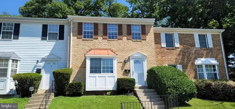 6948 Woodstream Ln, Lanham, MD 20706