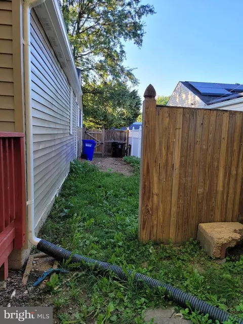 Exterior - 1016 8th St, Laurel, MD 20707 photo 5 of 16