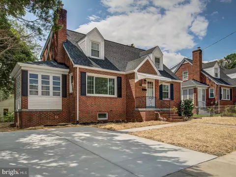 914 Phillip Powers Dr, Laurel, MD 20707