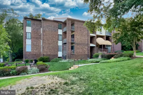 7710 Pkwy Hanover #75/T1, Greenbelt, MD 20770
