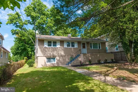 2909 Parkland Dr, District Heights, MD 20747