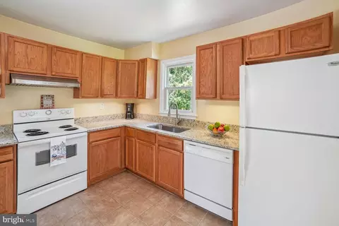 5910 Windham Rd, Laurel, MD 20707 photo 7