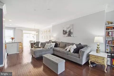 2525 Standifer Pl, Lanham, MD 20706 photo 8