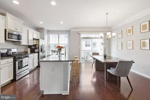 2525 Standifer Pl, Lanham, MD 20706 photo 10