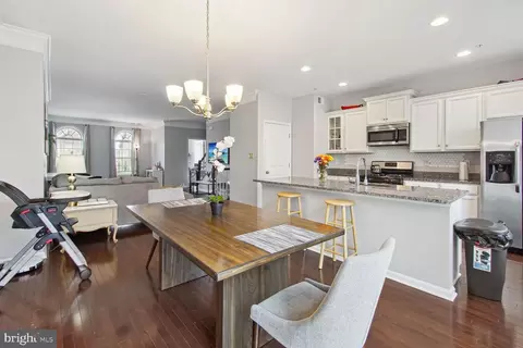 2525 Standifer Pl, Lanham, MD 20706 photo 13
