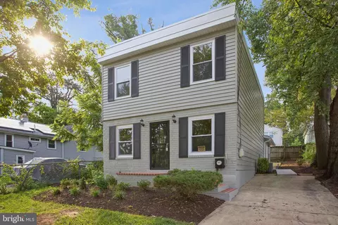 6719 Clinglog St, Capitol Heights, MD 20743