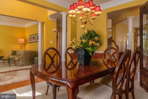 14110 Downdale Dr, Laurel, MD 20707 photo 10