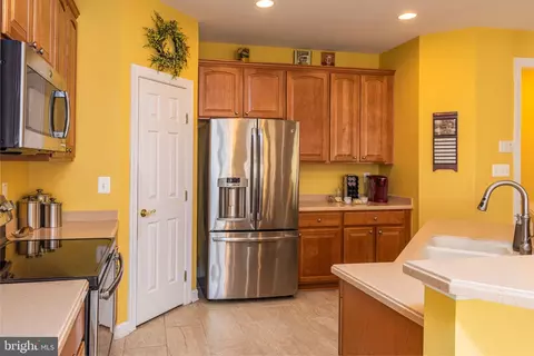 14110 Downdale Dr, Laurel, MD 20707 photo 22