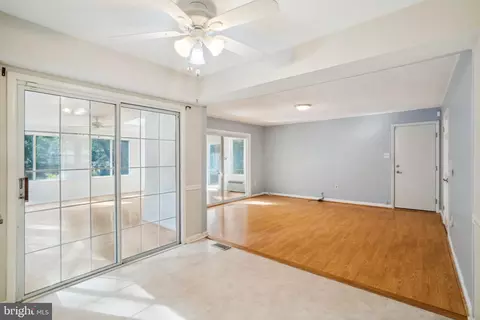 12604 Silverbirch Ln, Laurel, MD 20708 photo 5
