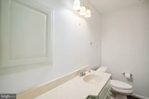 12604 Silverbirch Ln, Laurel, MD 20708 photo 17