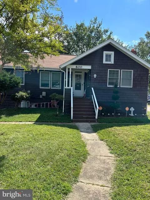 600 Montgomery St, Laurel, MD 20707