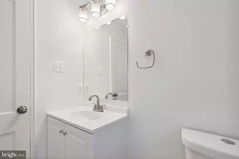 2005 Quebec St, Adelphi, MD 20783 photo 18