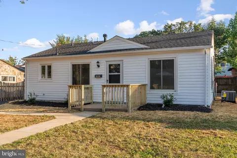 2005 Quebec St, Adelphi, MD 20783 photo 3