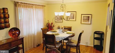 8903 Crandall Rd, Lanham, MD 20706 photo 4