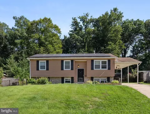 8605 Perth Ln, Clinton, MD 20735