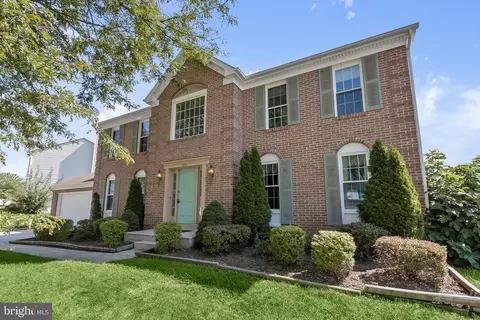 11711 Backus Dr, Bowie, MD 20720