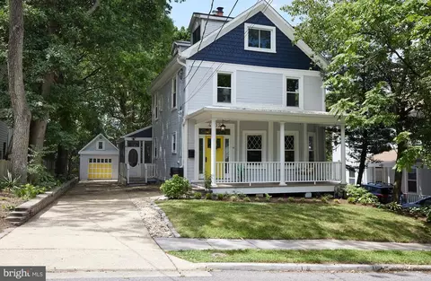 4102 31st St, Mount Rainier, MD 20712