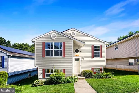 6112 Parkwood Rd, Hyattsville, MD 20785
