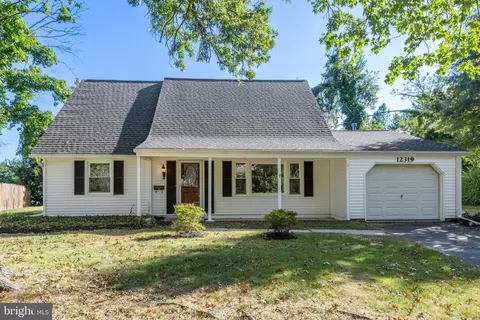 12319 Manvel Ln, Bowie, MD 20715
