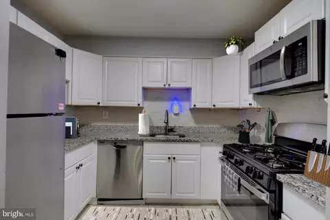 3809 Swann Rd # T2, Suitland, MD 20746