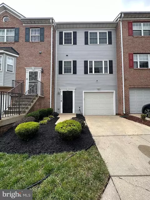 4803 Cowslip Ct, Oxon Hill, MD 20745