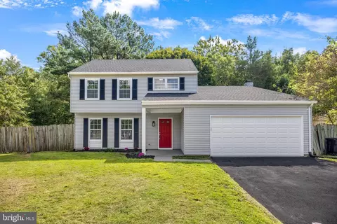 1008 Trebing Ln, Marlboro, MD 20774