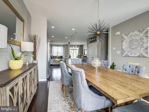 9416 Geaton Park Pl, Lanham, MD 20706 photo 23