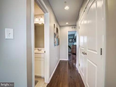 9416 Geaton Park Pl, Lanham, MD 20706 photo 26