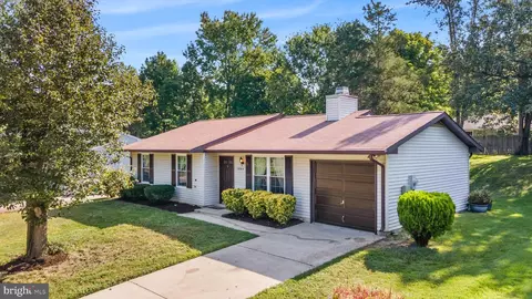 10204 Queen Elizabeth Dr, Upper Marlboro, MD 20772