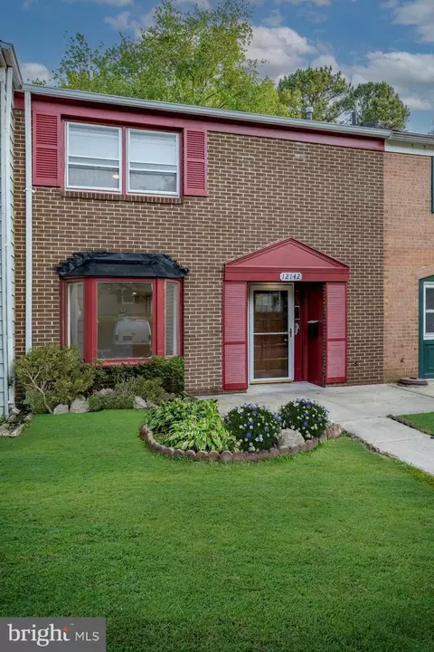 12142 Dove Cir, Laurel, MD 20708