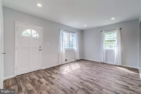 5436 Varnum St, Bladensburg, MD 20710