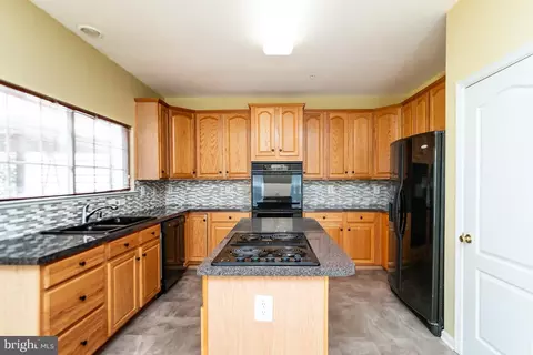 1139 Ring Bill Loop, Marlboro, MD 20774 photo 9