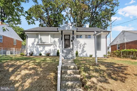2108 Lewisdale Dr, Hyattsville, MD 20783
