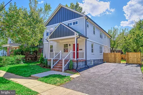 4717 Queensbury Rd, Riverdale, MD 20737