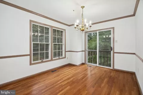 12114 Apache Tears Cir, Laurel, MD 20708 photo 7