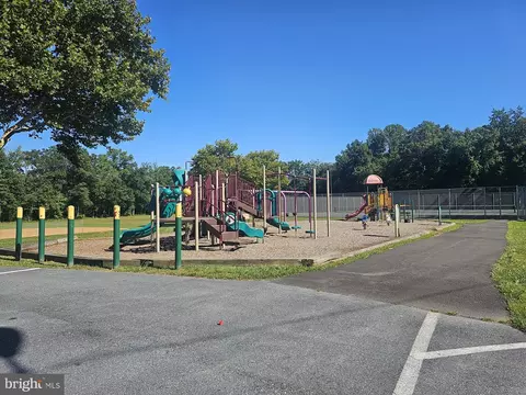 12114 Apache Tears Cir, Laurel, MD 20708 photo 32