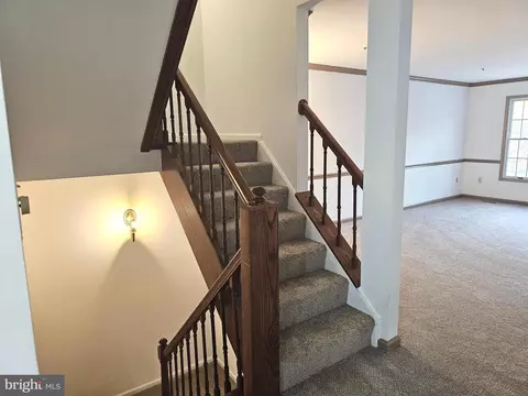 12114 Apache Tears Cir, Laurel, MD 20708 photo 13